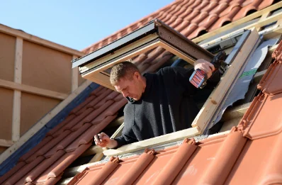 Pose de fenêtres de toit Velux à Paron